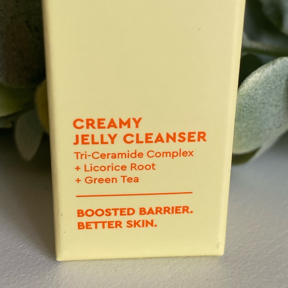 Byoma cream jelly cleanser SAMPLE - Picture 2 of 5
